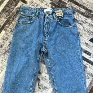 BRAND NEW straight leg jeans